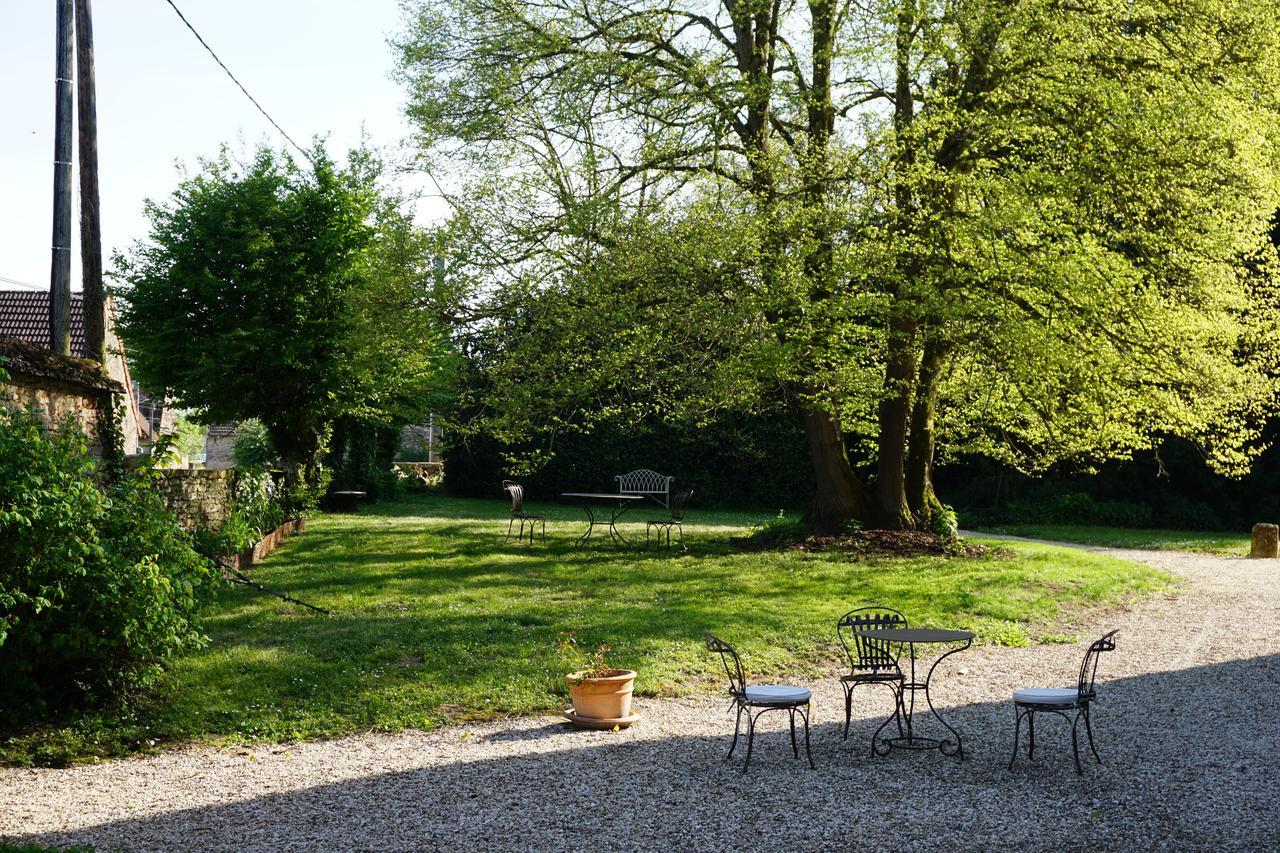 Le Chateau Champagny-sous-Uxelles Exteriér fotografie